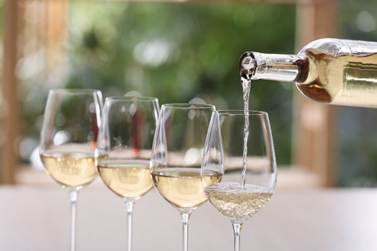 Vinu treba novi jezik