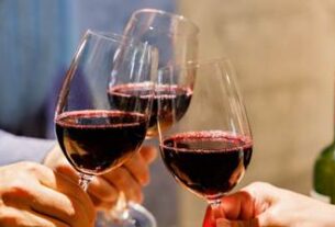 Šta vino izražava?