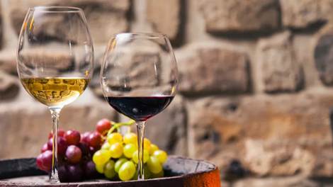 10 zdravstvenih prednosti vina