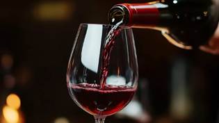 Da li vino zaista treba disati?